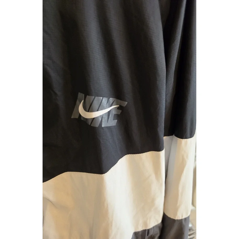 Nike Windrunner Jacket Mens XL Black White Gray Colorblock Hooded Windbreaker